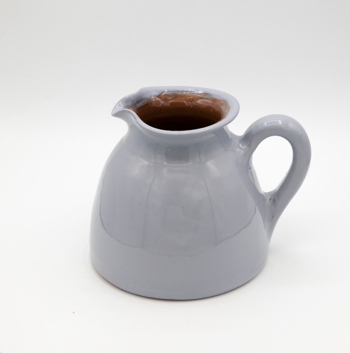 Jarra con verdes de campo