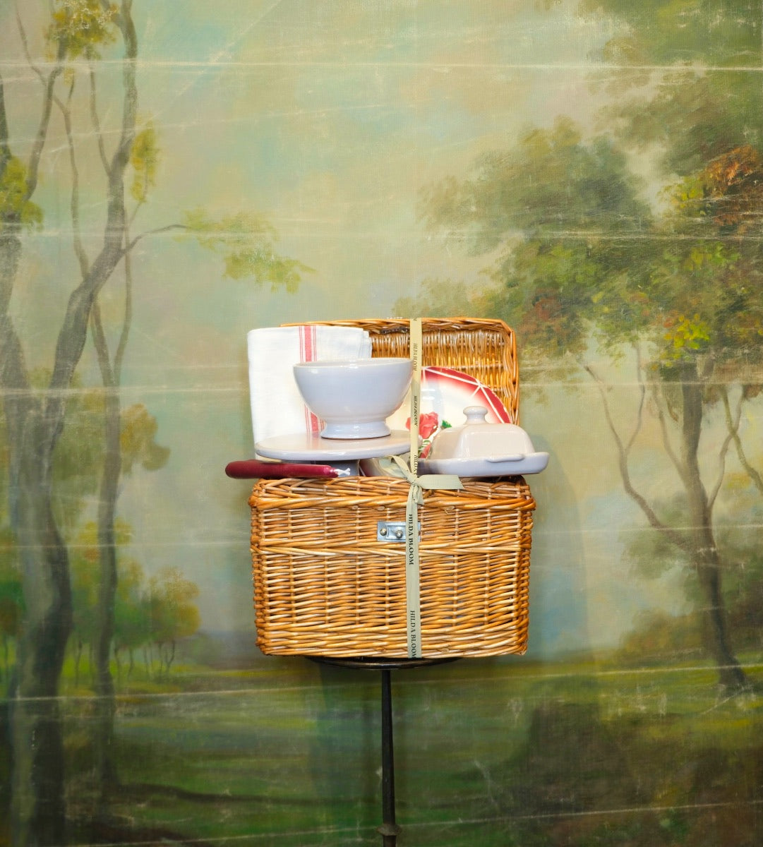 Hamper Mrs. Chic